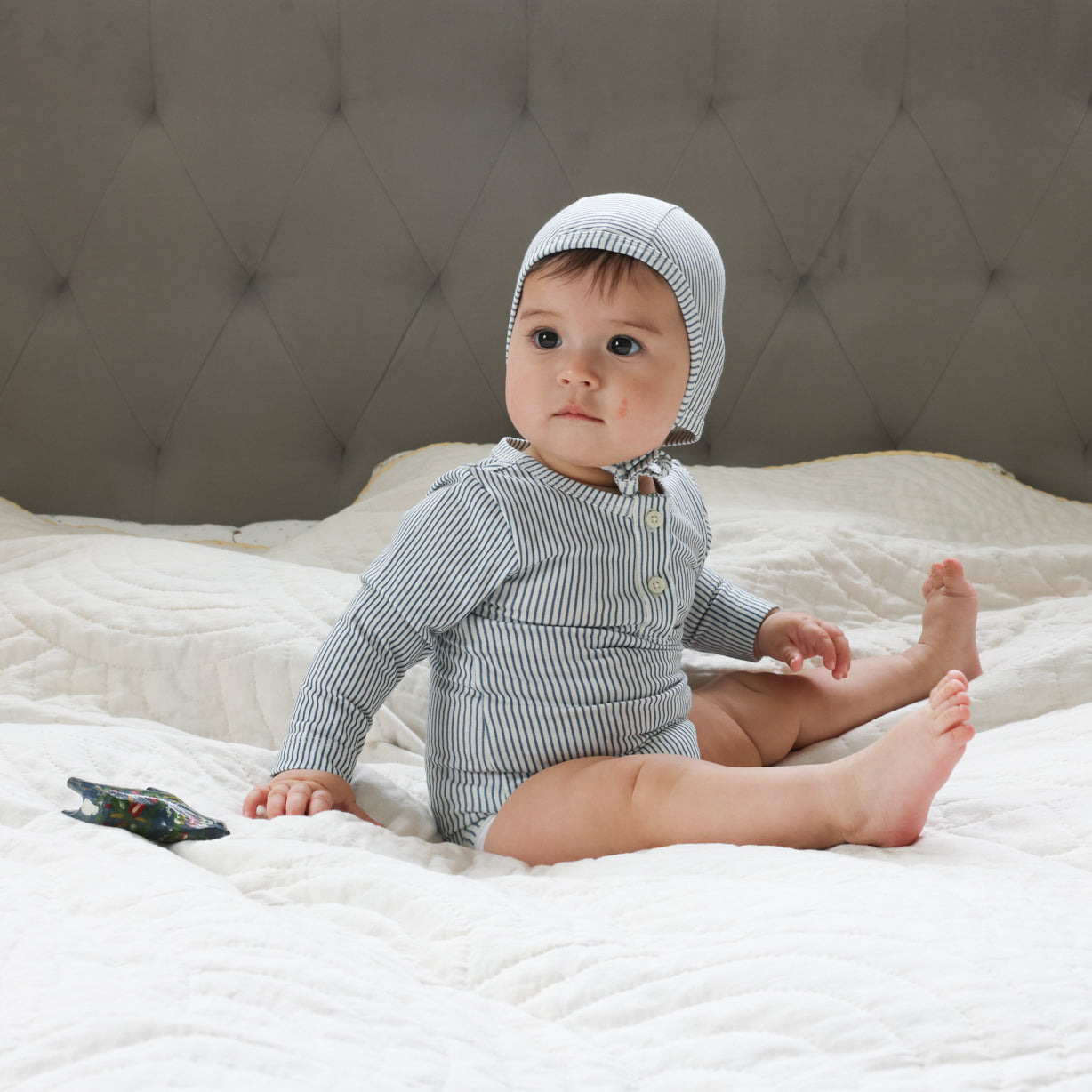 Baby Mütze "Classic Stripes Blue" 9-12 Monate