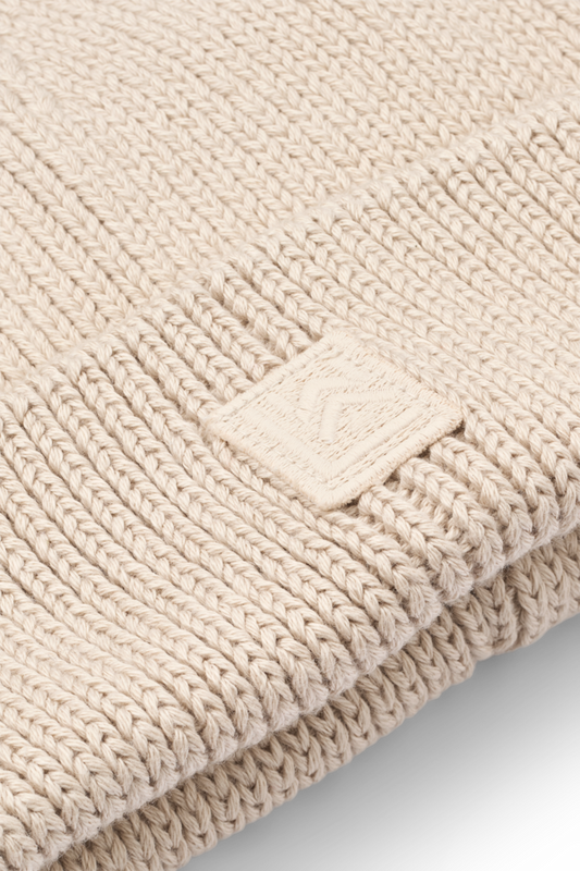 Beanie Gina
