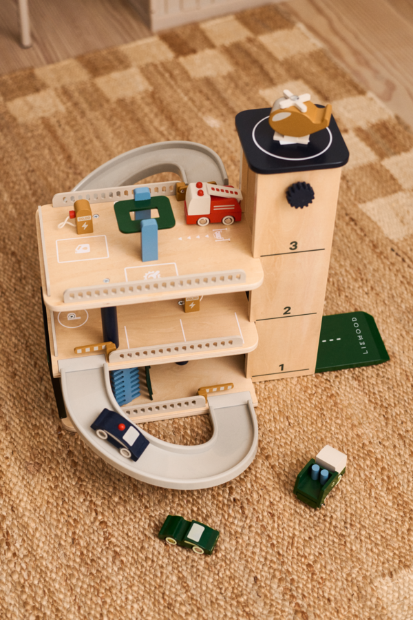 Parkturm aus Holz  "Jordy"