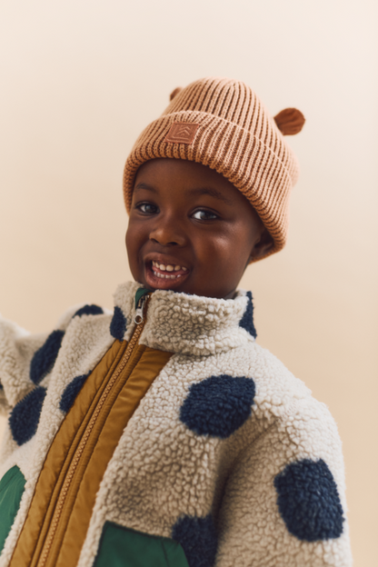 Teddy Jacke "Noam"