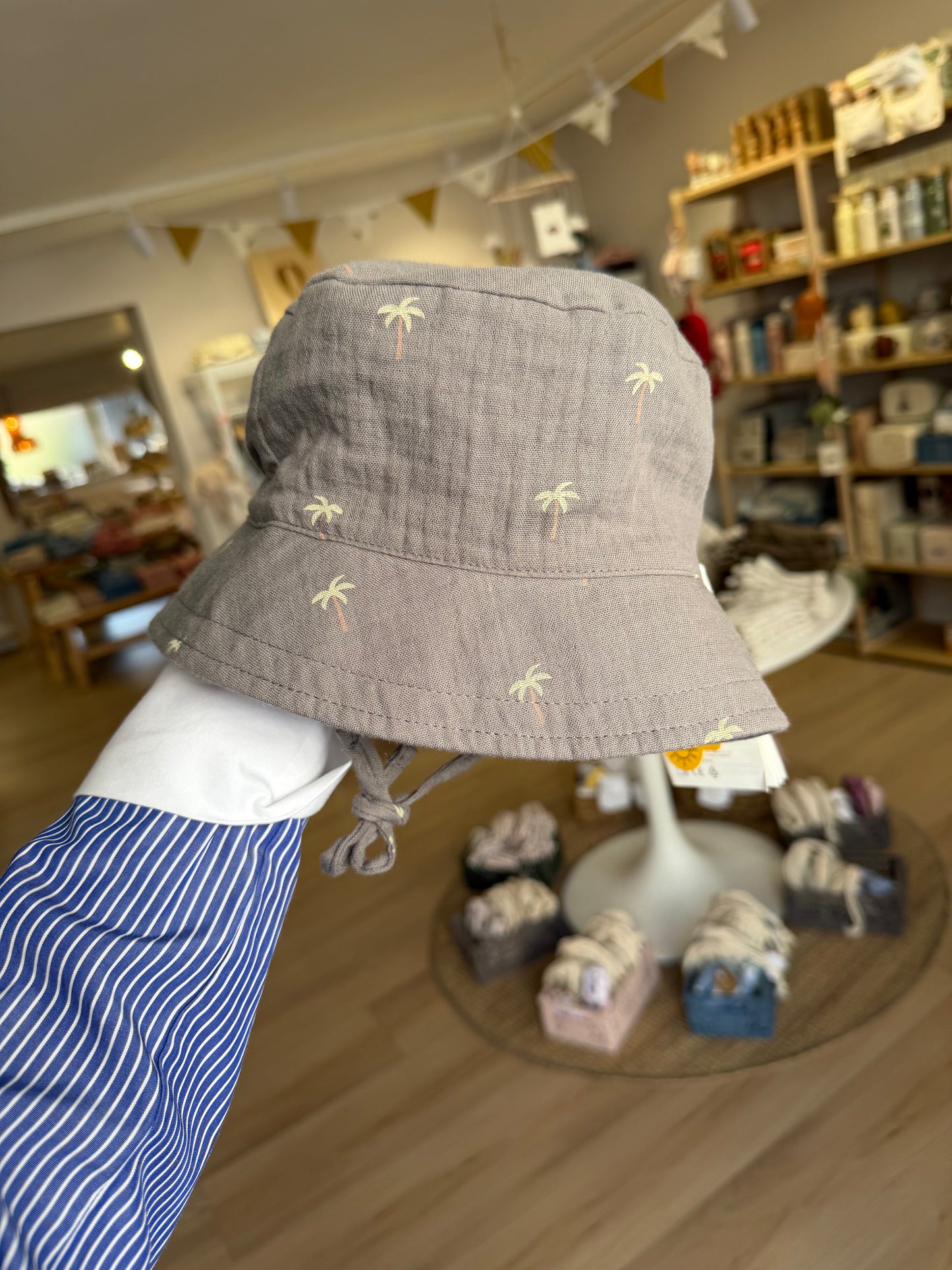 Musselin Sonnenhut mit UV-Schutz 50