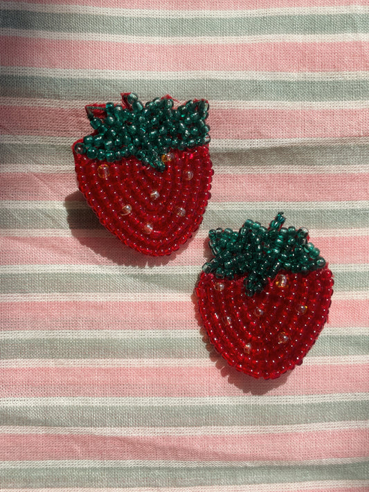 2 Pack Beaded Hair Clips "Strawberry"